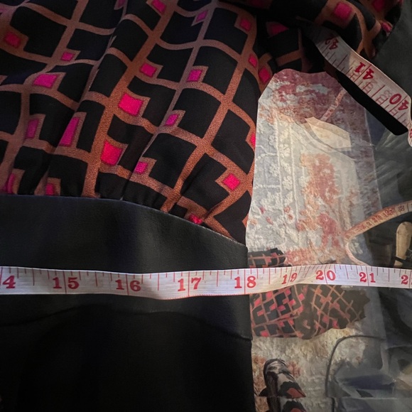 Bcbgmaxazria Geometric Wide- legged jumpsuit - Picture 8 of 16